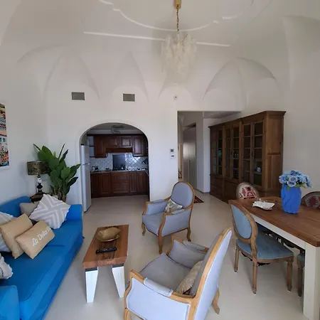 Caput Mundi Apartment Capri